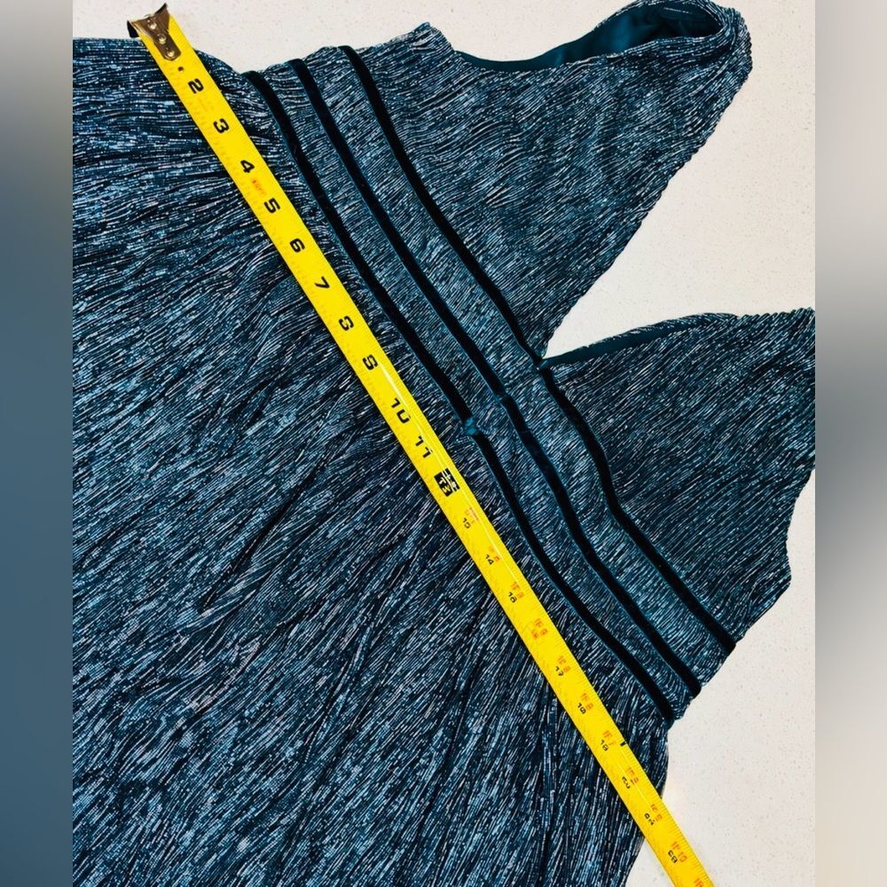 Lulus NWT Teal Metallic Pleated V-Neck Empire Waist Party Dress XL - Picture 9 of 12